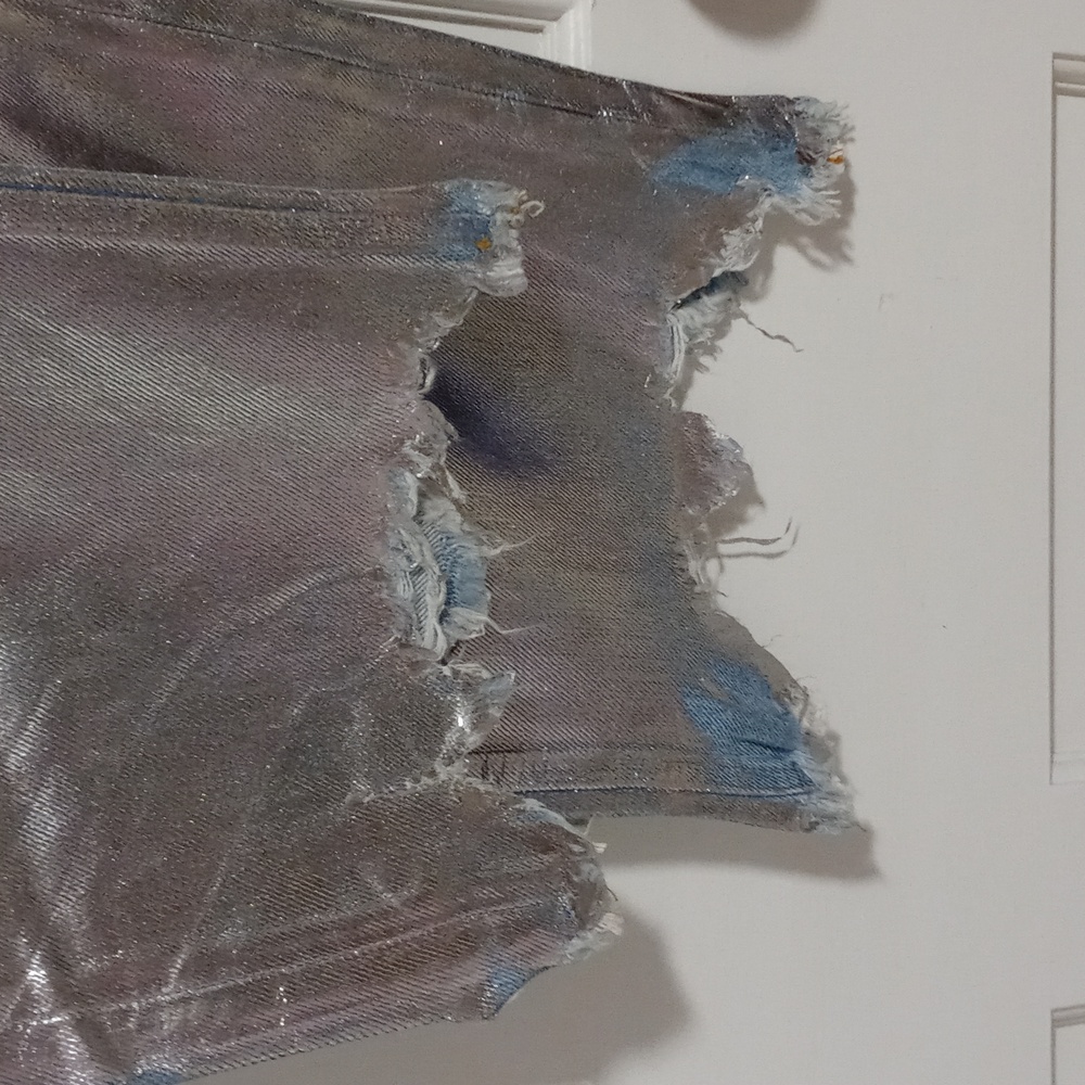 🆕️ 💙Free People💙 - Silver Maggie Foil Jean - Picture 9 of 16
